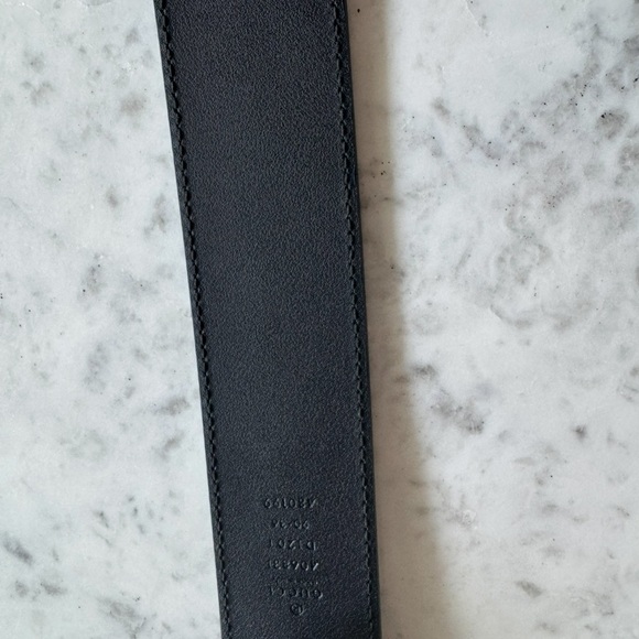 Gucci Black and Gold Leather Belt - Picture 3 of 11